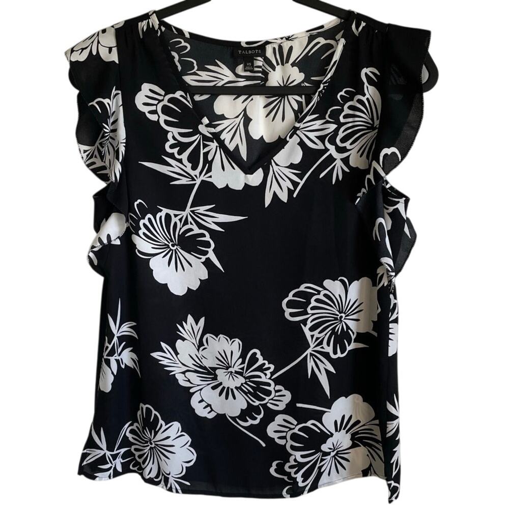 Talbots Black White Bold Floral V-Neck Top Sz XS Ruffle Cap Sleeve Office Chic